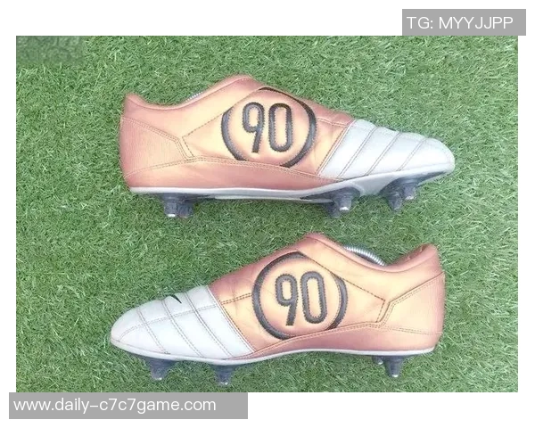 探索耐克90系列足球鞋的创新设计与卓越性能提升你的比赛表现