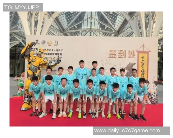 足球球员庆祝瞬间的激情与荣耀展现团队精神与个人成就的完美结合